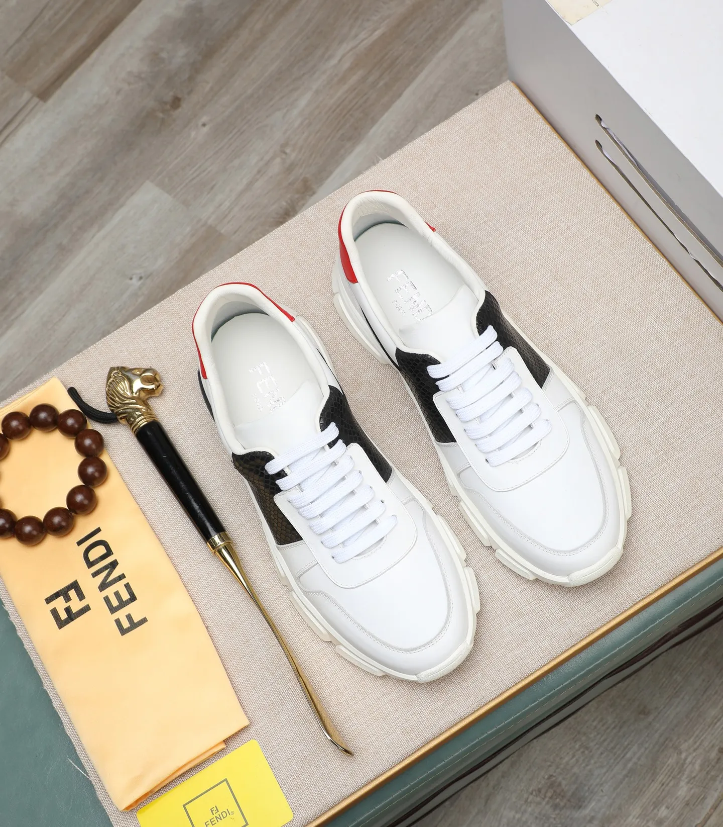 Factory price 480 🕷🕷[FENDI] Fendi fashionable casual men's shoes 🇨🇳Original official website 1:1 model opening, new models are available first 💯Not high-profile but avant-garde, simple, low-key and fashionable, super versatile style 🌿Original cowhide production ➕Pigskin lining🎋The version is comfortable on the feet, so rigorous for any small place, first-class workmanship🍍38-44 Large quantities in stock